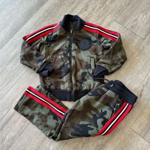 SALE✨FINAL SALE💐MONCLER camouflage print tracksuit set